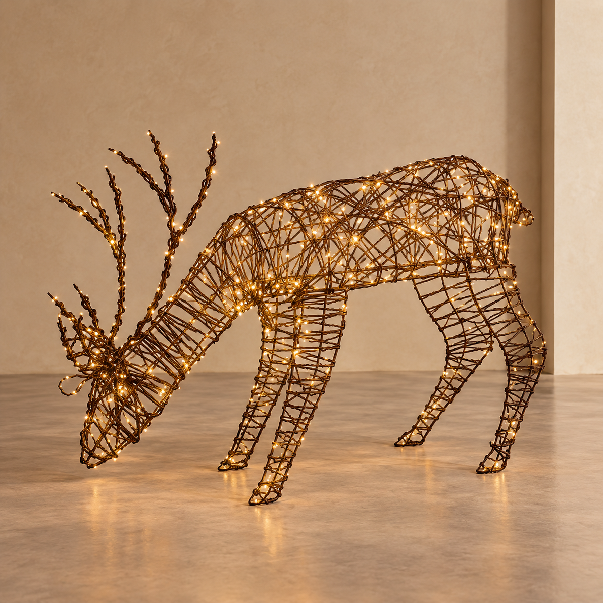 CULLERA - Reno de ratán sintético marrón de 50 cm con iluminación LED