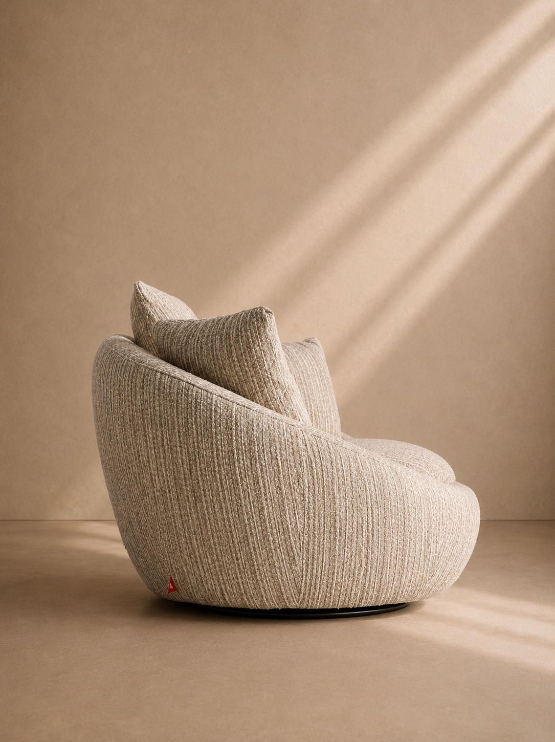 STORO - Sillón giratorio de diseño contemporáneo en tejido jaspeado beige, confort envolvente