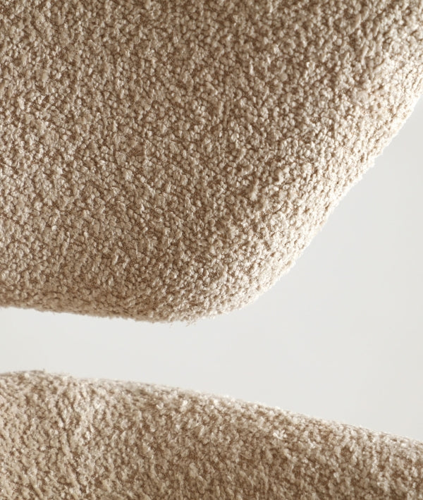 LLERA - Sillón giratorio de bouclé color crema – Diseño contemporáneo y elegante