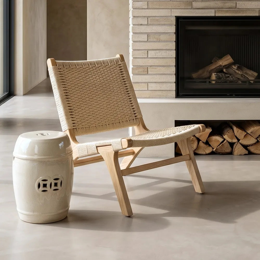 BRIONES - Silla relax de madera natural con asiento trenzado