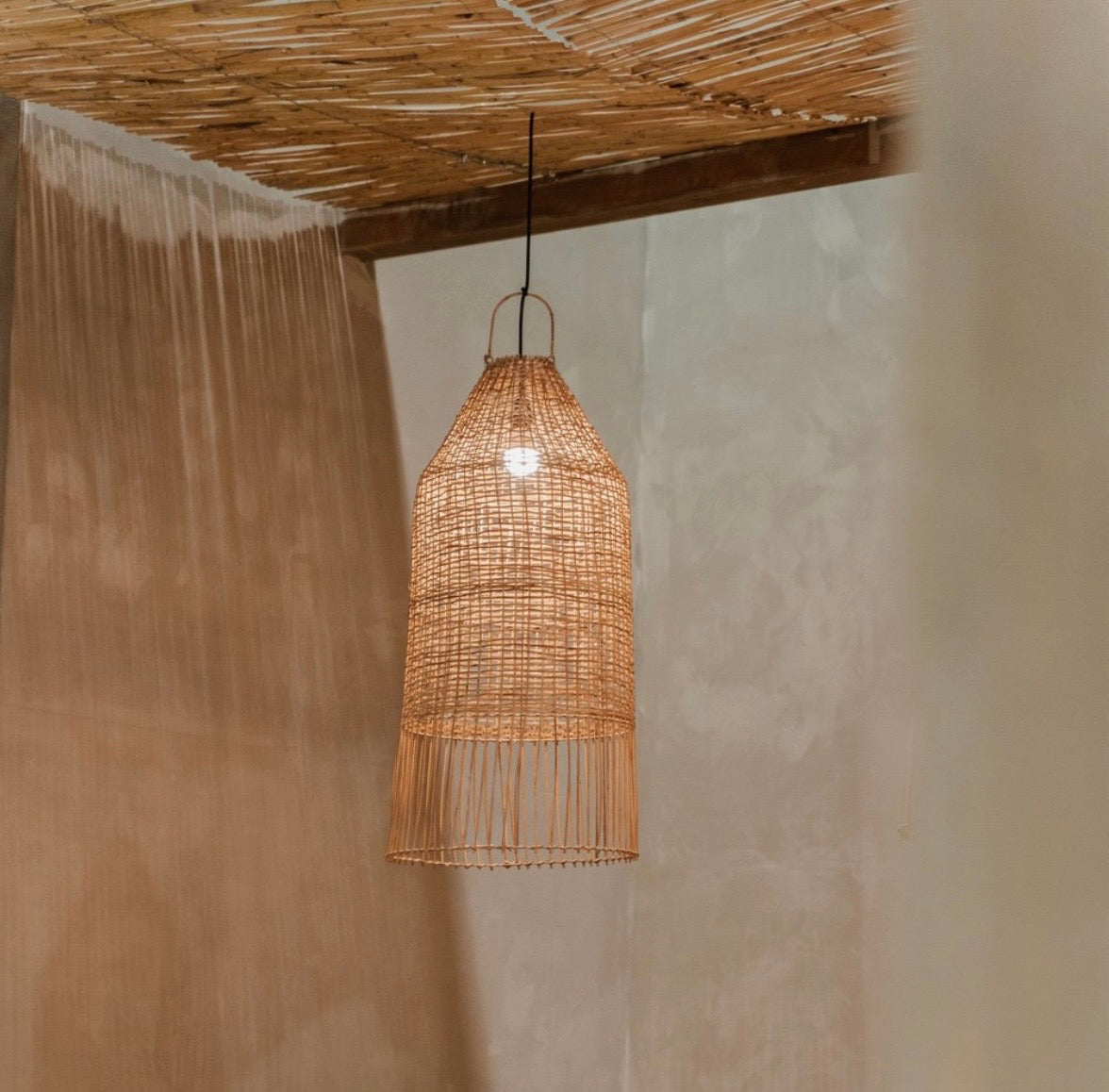 JABA - Pantalla de lámpara de ratán Ø46 × H91 cm – Estilo mediterráneo