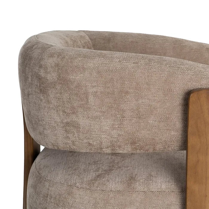 GALA - Sillón de tela marrón y madera maciza de pino – Diseño contemporáneo