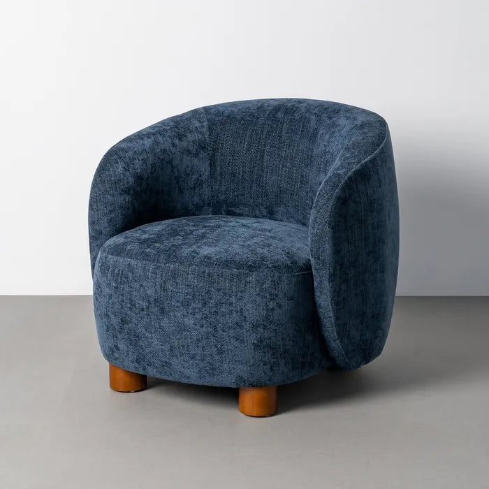 ULLASTRET - Sillón azul de tela y patas de madera de caucho