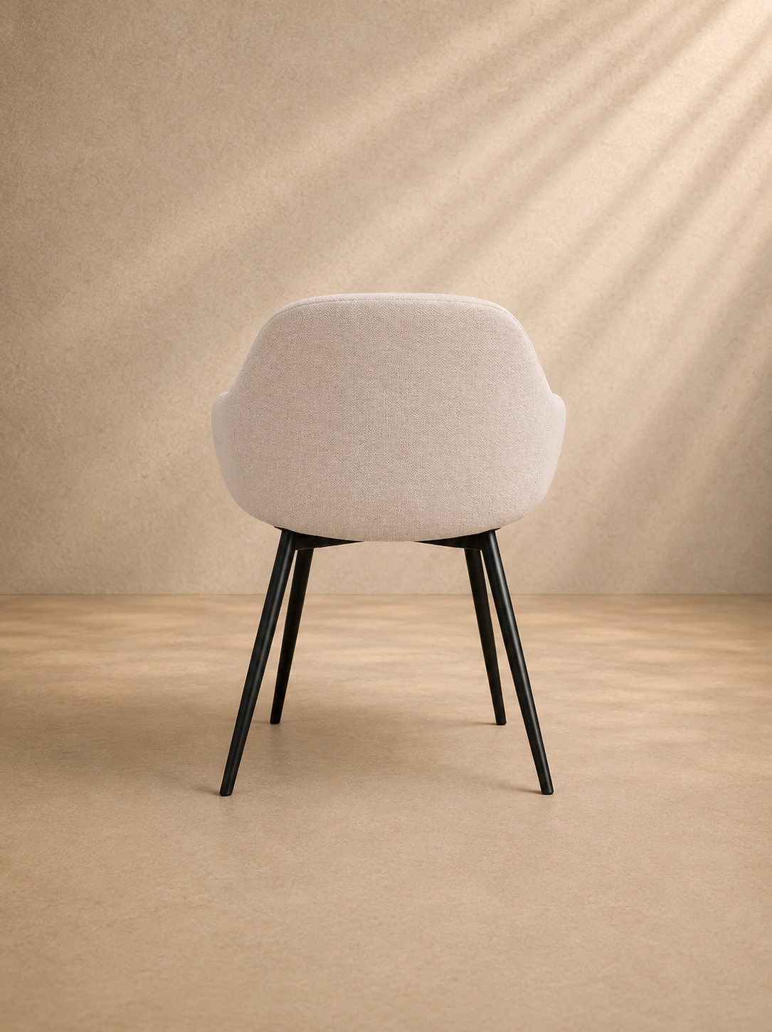 BRANDI - Silla tapizada de terciopelo de pana beige y metal