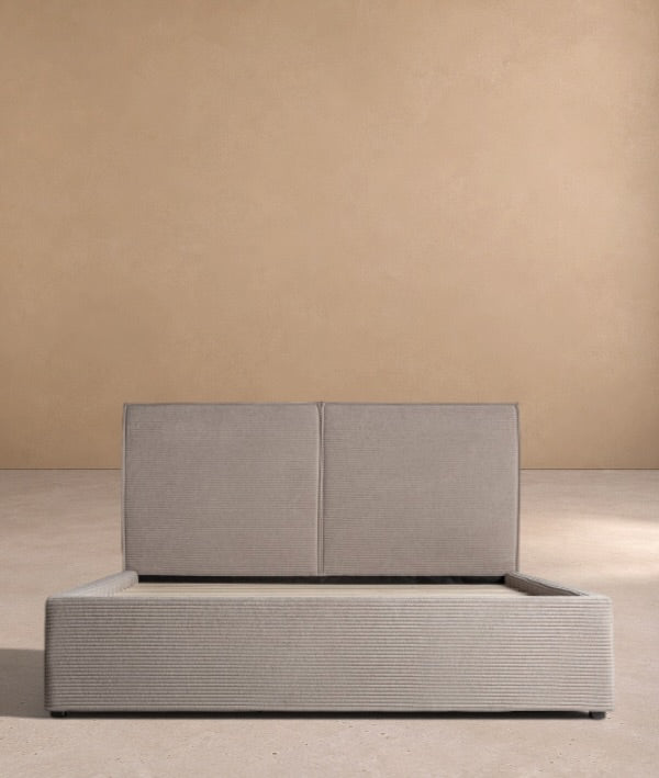 BIOTA - Cama tapizada beige acanalada 165 x 225 cm