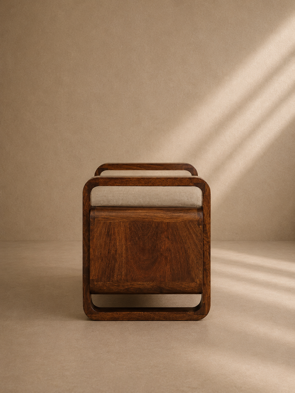 IRIS - Banc d’entrée design en bois massif avec assise en lin – Style Mid-Century