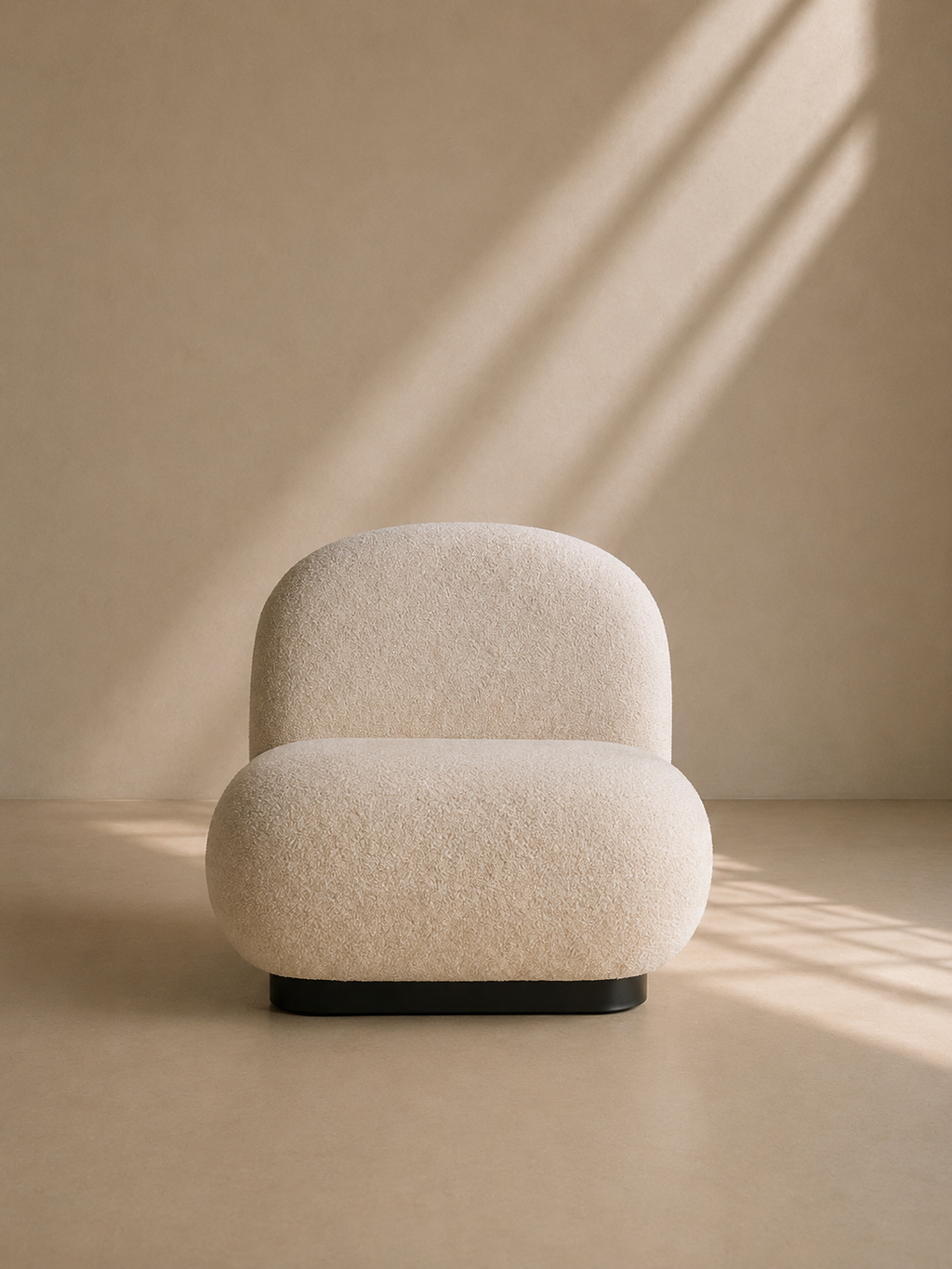 LIRIA - Poltrona Bouclé Branca e Preta – Design Arredondado e Confortável