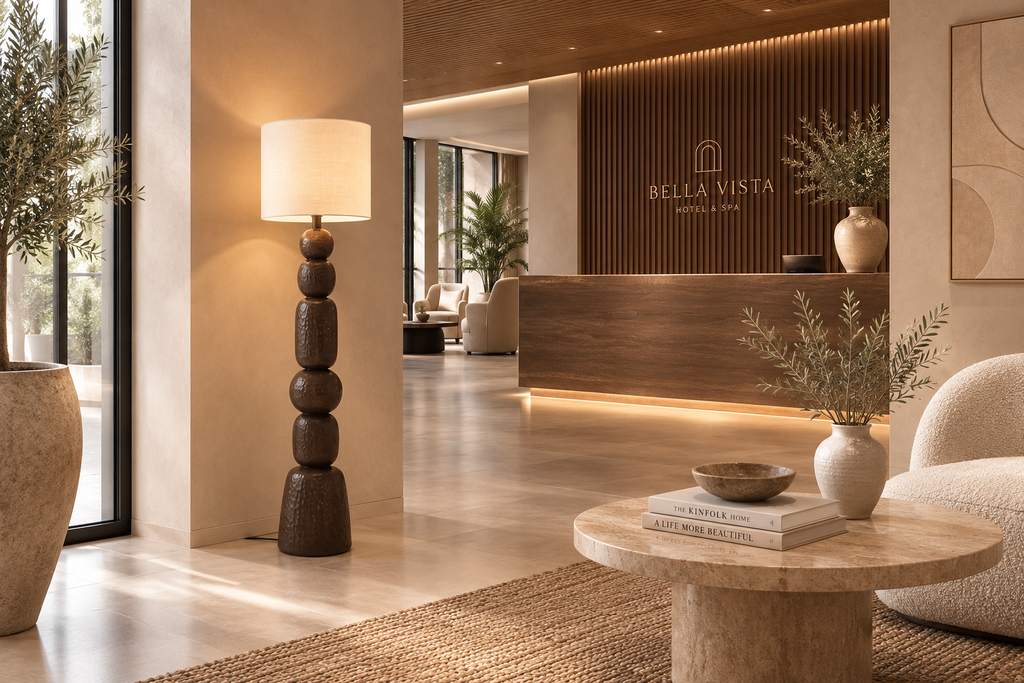NEIRAS - Lámpara de pie de cerámica marrón 154 cm – Elegancia escultural y luz cálida