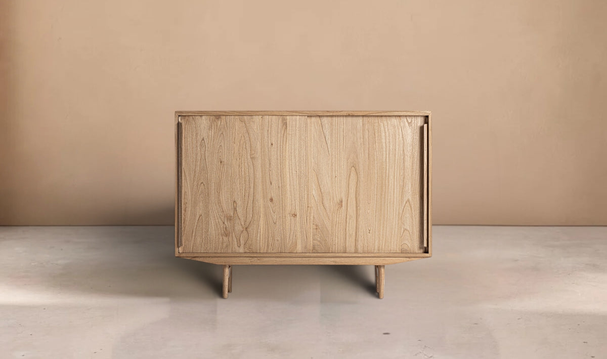 LÉRAN - Aparador alto de madera de mindi marrón 150 cm