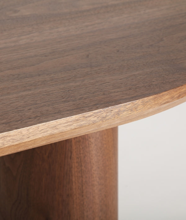 BARAS - Table à manger ovale en bois noyer – Élégance sculpturale pour 8 personnes