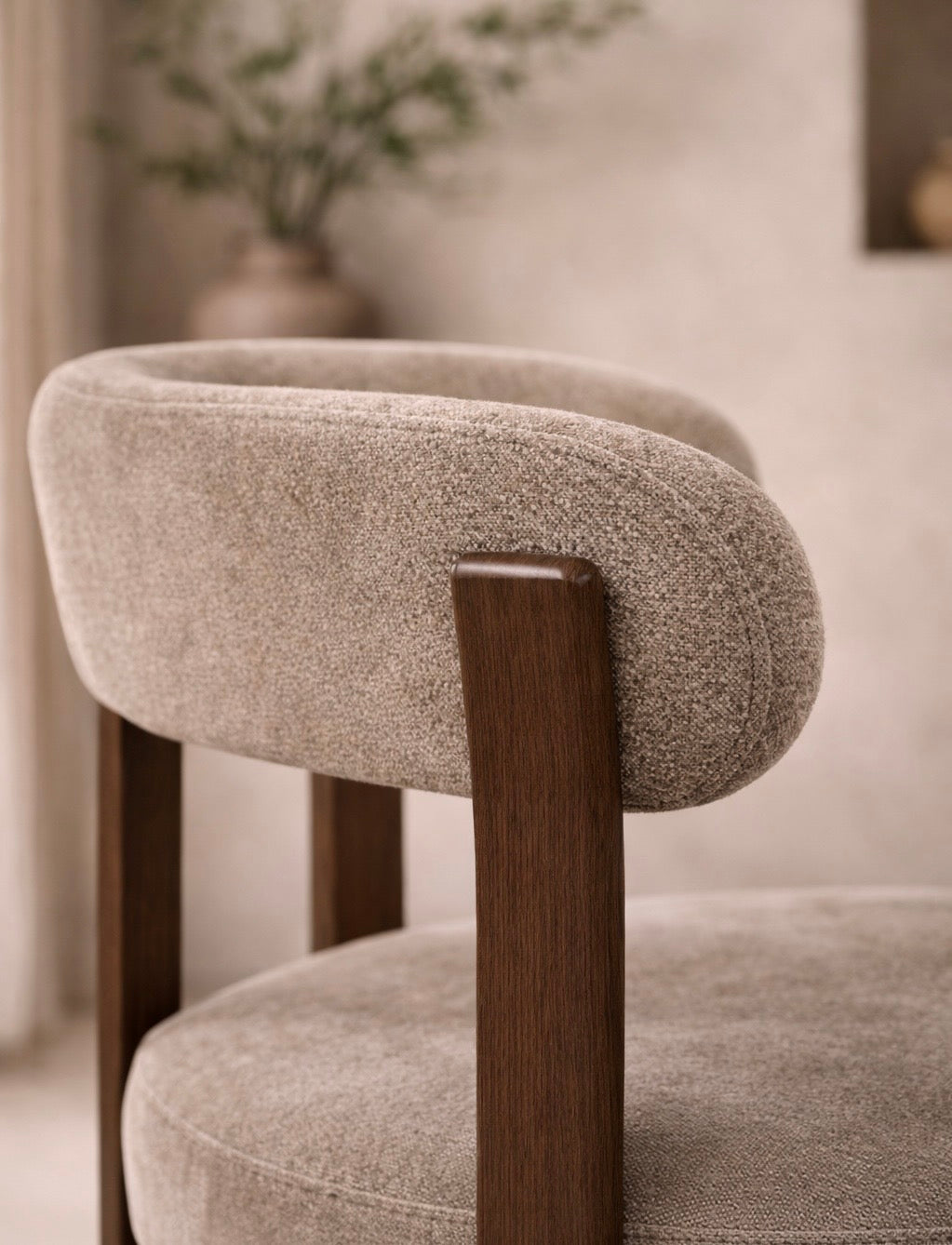 LEVA - Silla tapizada beige