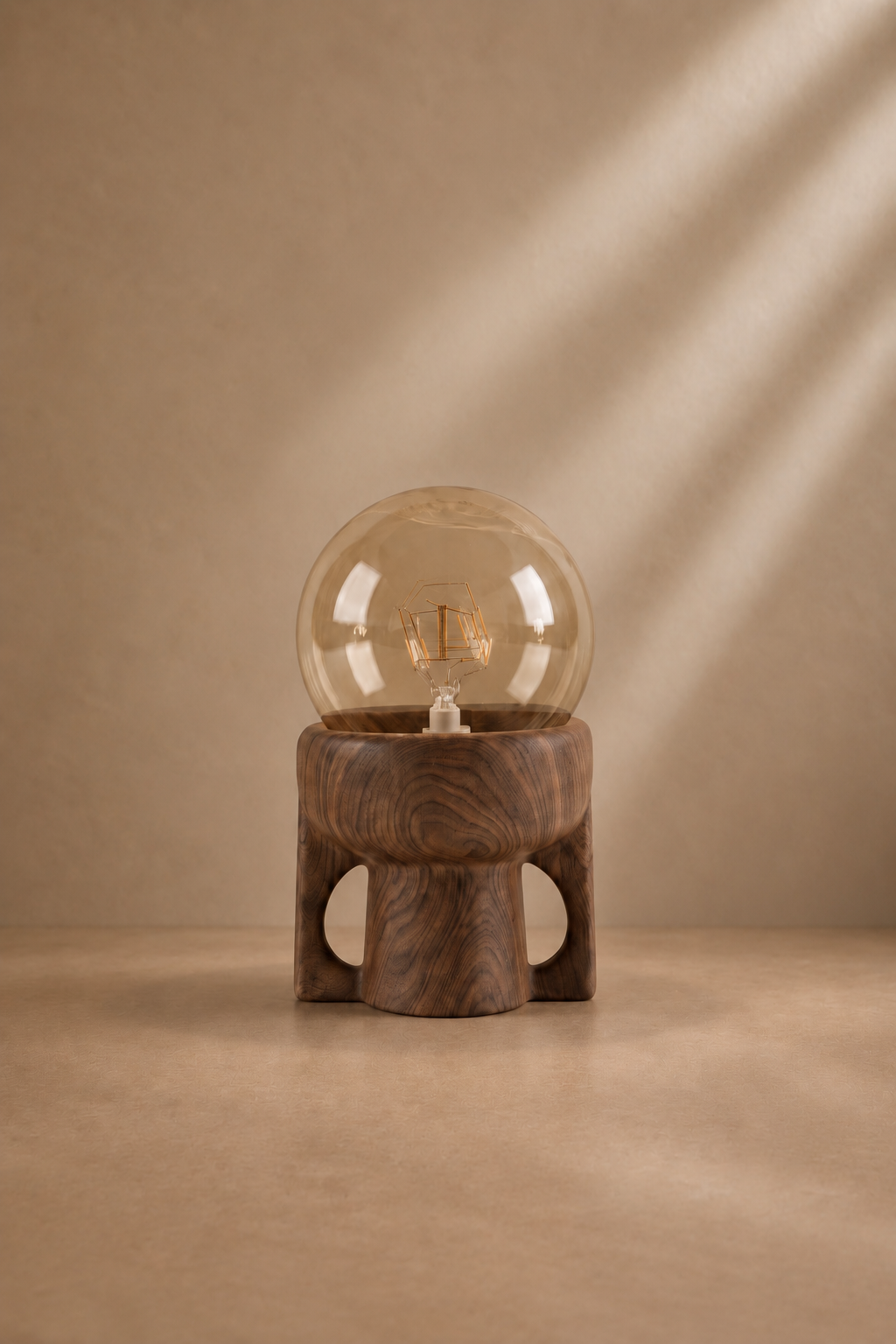 ELDA - Lámpara de mesa de diseño con efecto madera de nogal y cristal ámbar de 20 cm