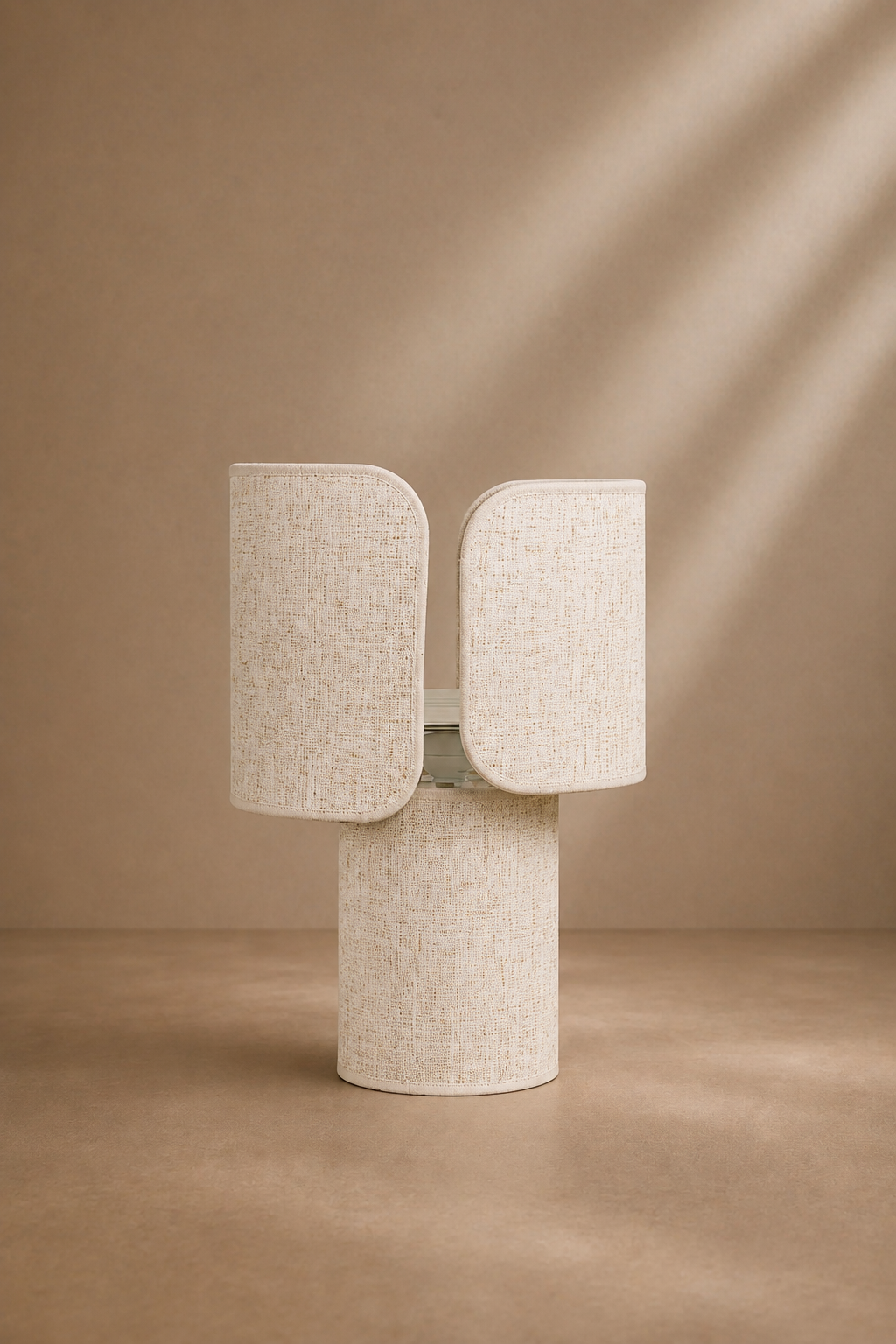 RICLA - Lampe de table beige en polyester 42 cm