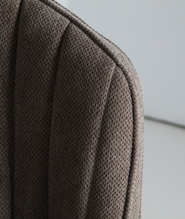 LAVERN - Canapé 4 places en polyester gris – Design contemporain