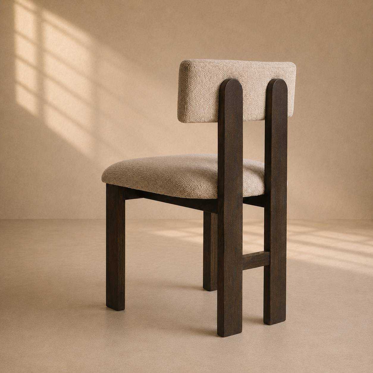 MELBA - Chaise design en polyester beige et bois de frêne