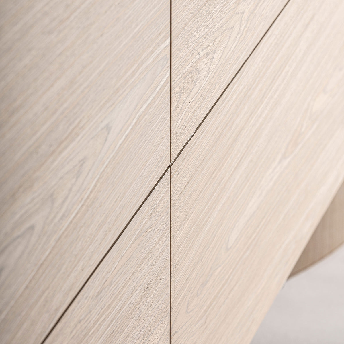 REUS - Buffet design en placage de chêne crème 220 cm