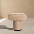 MÉNERBES - Mesita de noche de madera beige y chapa de nogal
