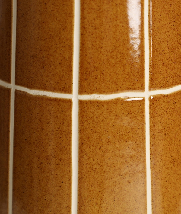 ARBO - Vase décoratif ambré à lignes graphiques