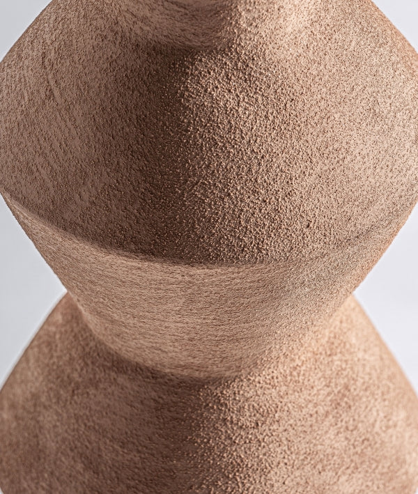 MORA - Vase décoratif fin à silhouette géométrique