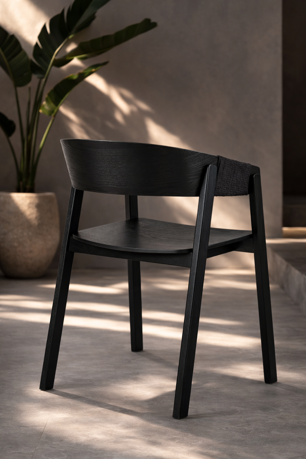 FABA - Silla de madera de roble negro